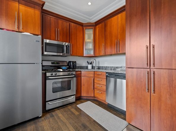 7 Stillman Pl 9, Boston MA 02113