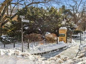 60 Glen Rd 108, Brookline MA 02445