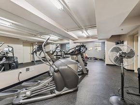 60 Glen Rd 108, Brookline MA 02445