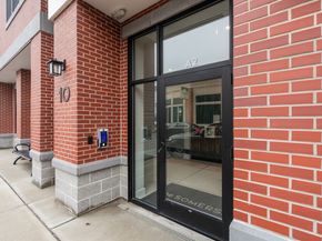 10 Somerset 308, Winthrop MA 02152