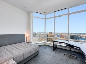 1 Franklin St PH4B, Boston MA 02110