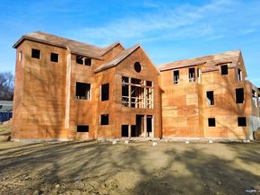 167 Atlantic St, Gloucester MA 01930