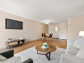 1321 Worcester Rd 610, Framingham MA 01701