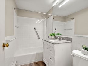 1321 Worcester Rd 610, Framingham MA 01701