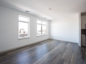180 Telford St 605, Boston MA 02135