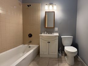 68 Elm St B, Marlborough MA 01752