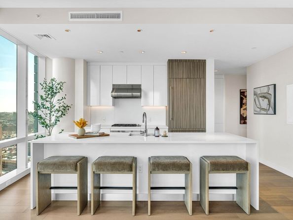 188 Brookline Avenue 22K, Boston MA 02115