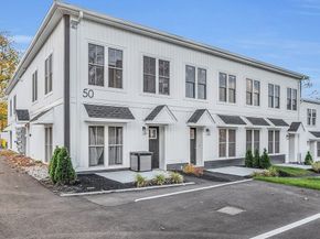 50 Frankfort St 13, Fitchburg MA 01420