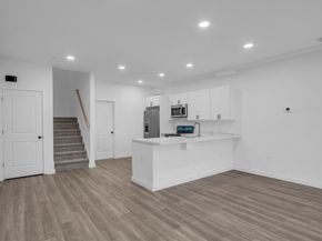 50 Frankfort St 13, Fitchburg MA 01420