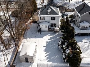 47 Academy Ave, Weymouth MA 02189