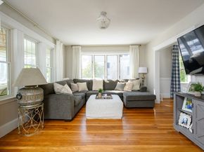 47 Academy Ave, Weymouth MA 02189