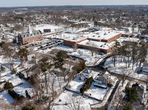 47 Academy Ave, Weymouth MA 02189