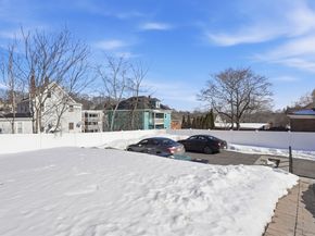 498 Beech St, Boston MA 02131