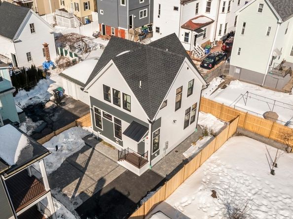 15C Stickney Ave C, Somerville MA 02145