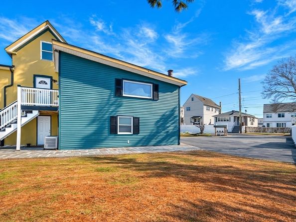 37 Cleveland St, Revere MA 02151