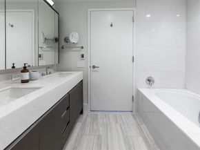 100 Lovejoy 8J, Boston MA 02114