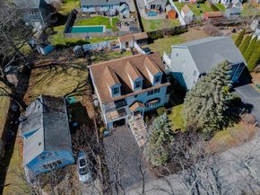 33 Lakeside Dr, Shrewsbury MA 01545