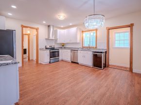 33 Lakeside Dr, Shrewsbury MA 01545