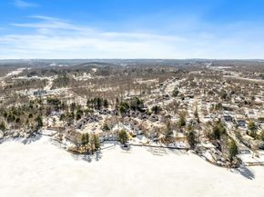 47 Pointe Rok Dr 47, Worcester MA 01604