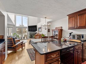 47 Pointe Rok Dr 47, Worcester MA 01604