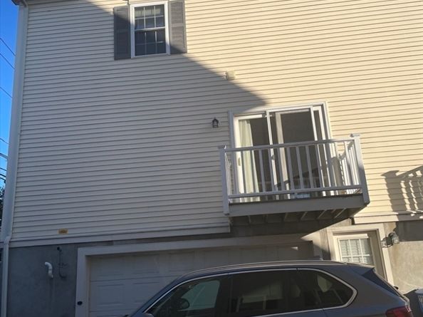 220 Grove Street 1, Waltham MA 02453