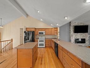 5 Jessica Lane, Wakefield MA 01880