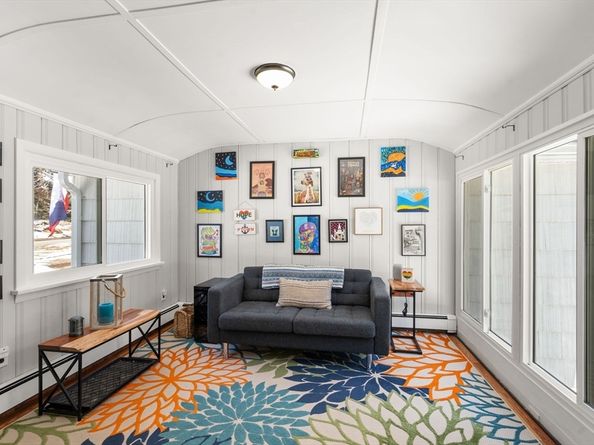 92 Seekonk St, Norfolk MA 02056