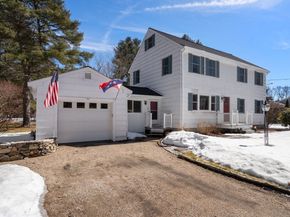 92 Seekonk St, Norfolk MA 02056