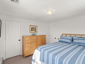 92 Seekonk St, Norfolk MA 02056