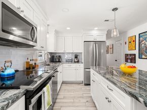 92 Seekonk St, Norfolk MA 02056