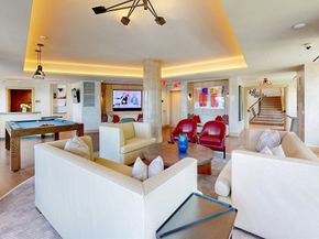 100 Lovejoy Wharf 5Q, Boston MA 02114