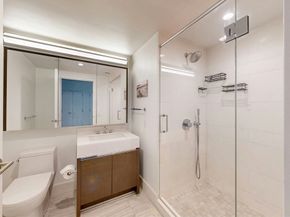 100 Lovejoy Wharf 5Q, Boston MA 02114