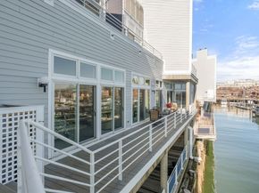30 Constellation Wharf 30, Boston MA 02129