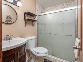 3 Hammond Street, Leicester MA 01542