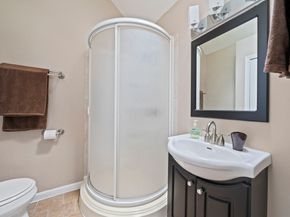 121 Tall Oaks Dr B, Weymouth MA 02190