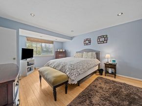 121 Tall Oaks Dr B, Weymouth MA 02190