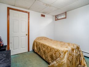 100 Shawna St, Fitchburg MA 01420