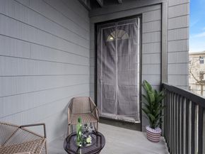 249 Everett St 2, Boston MA 02128