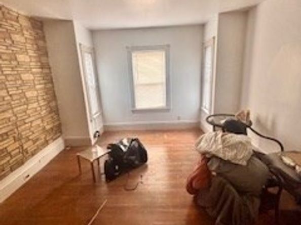 34 Gaston St, Boston MA 02121