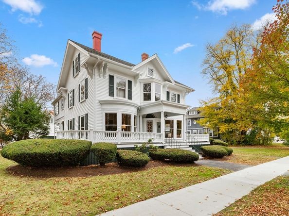 1949 Massachusetts Ave, Lexington MA 02421