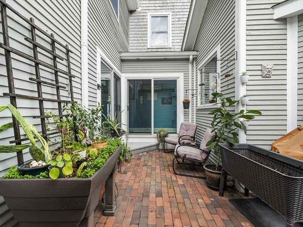 48 Valley Beach Ave 3, Hull MA 02045