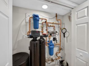 43 Mohawk Dr, Gardner MA 01440