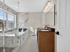 43 Mohawk Dr, Gardner MA 01440