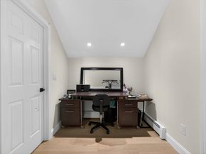 43 Mohawk Dr, Gardner MA 01440
