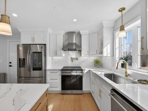 43 Mohawk Dr, Gardner MA 01440