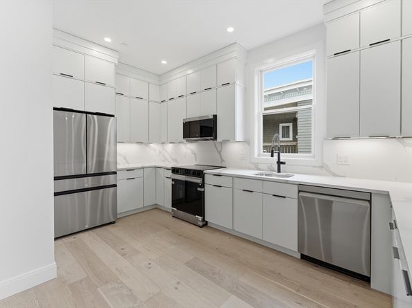 140 Shirley Street 210, Winthrop MA 02152