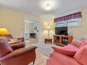 31 Barnard Rd, Worcester MA 01605