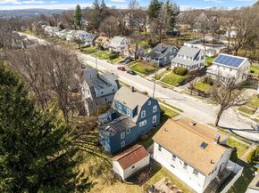 31 Barnard Rd, Worcester MA 01605