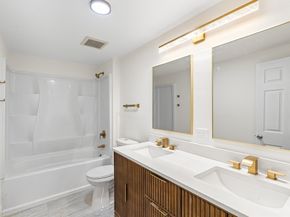 218 Humboldt Ave 218, Boston MA 02121