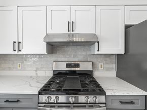 218 Humboldt Ave 218, Boston MA 02121